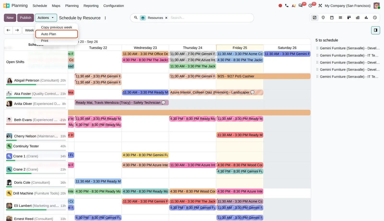 Odoo 20 Field Service: auto plan: The Auto Plan action; with Field Service it now takes the customer locations into account. The geographic matching itself happens on the server and is not visible as such.