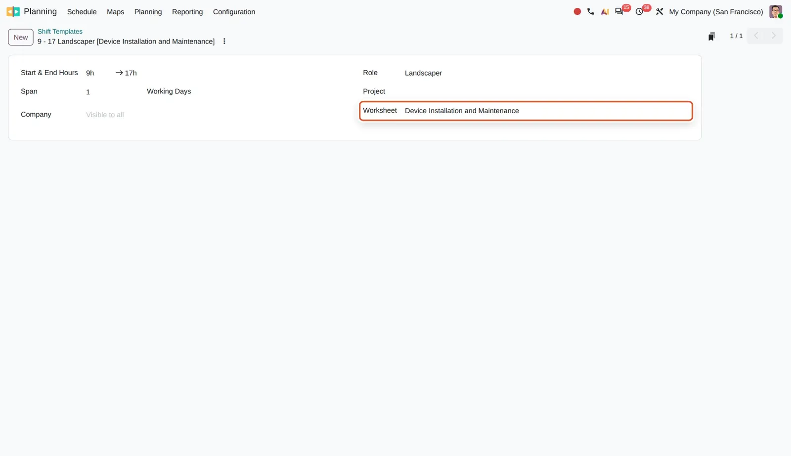 Odoo 20 Field Service: worksheets: A shift template now has a Worksheet field, here set to Device Installation and Maintenance, so shifts created from it use that worksheet.